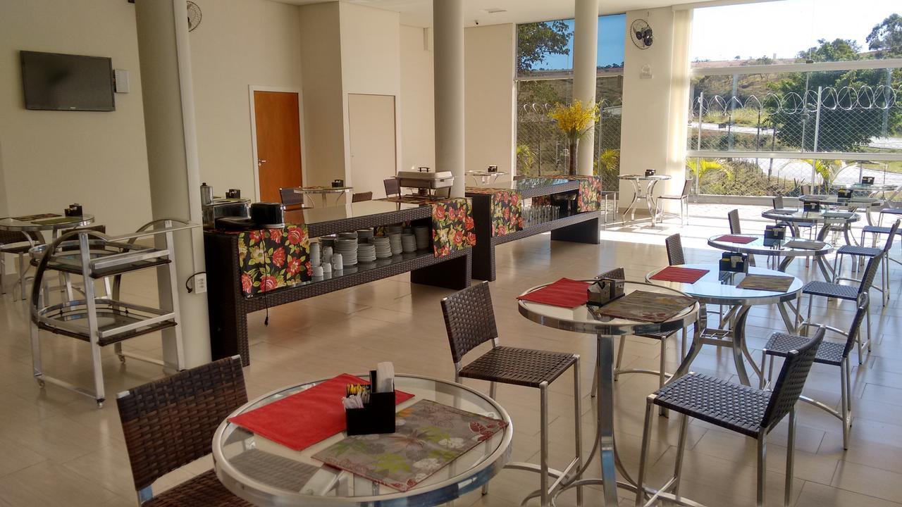 Hotel 494 Oliveira-Mg Esterno foto