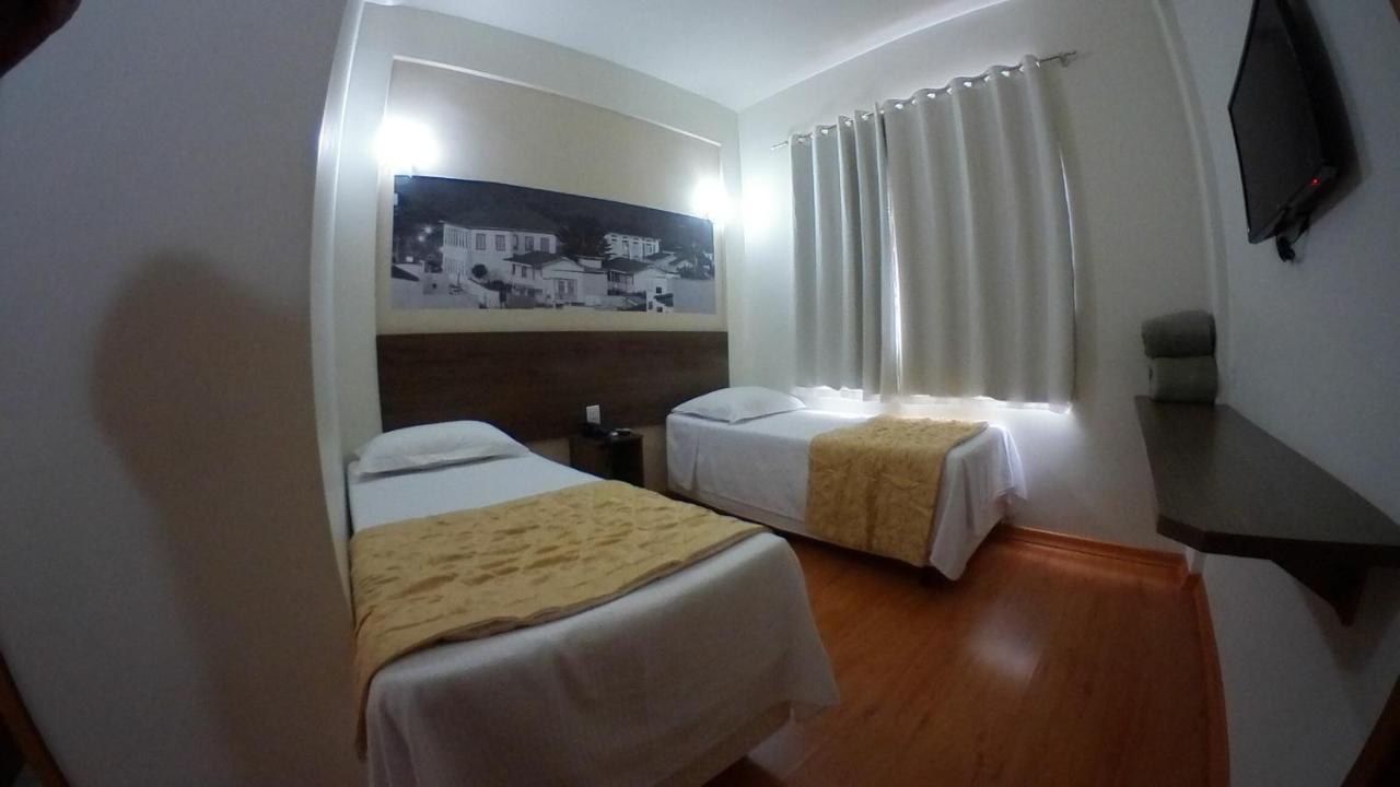 Hotel 494 Oliveira-Mg Esterno foto